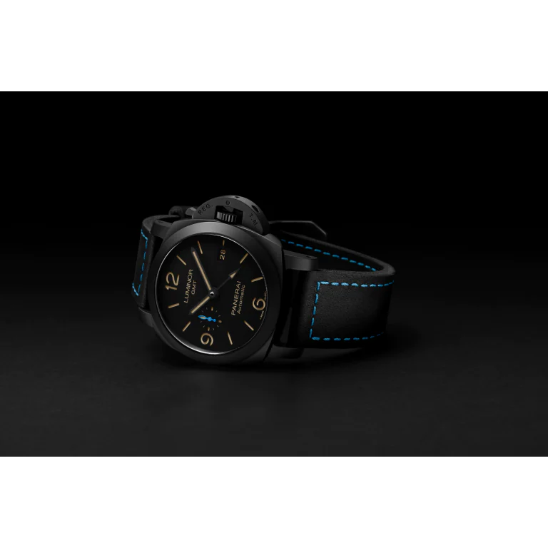 Panerai Luminor GMT - 44mm, Ref# PAM01441 - Image 3