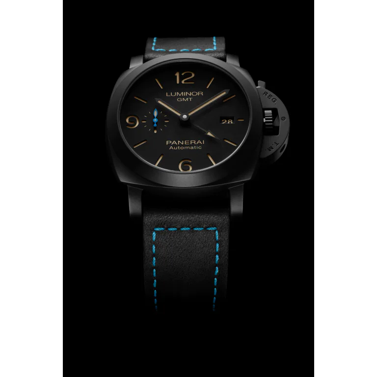 Panerai Luminor GMT - 44mm, Ref# PAM01441 - Image 4