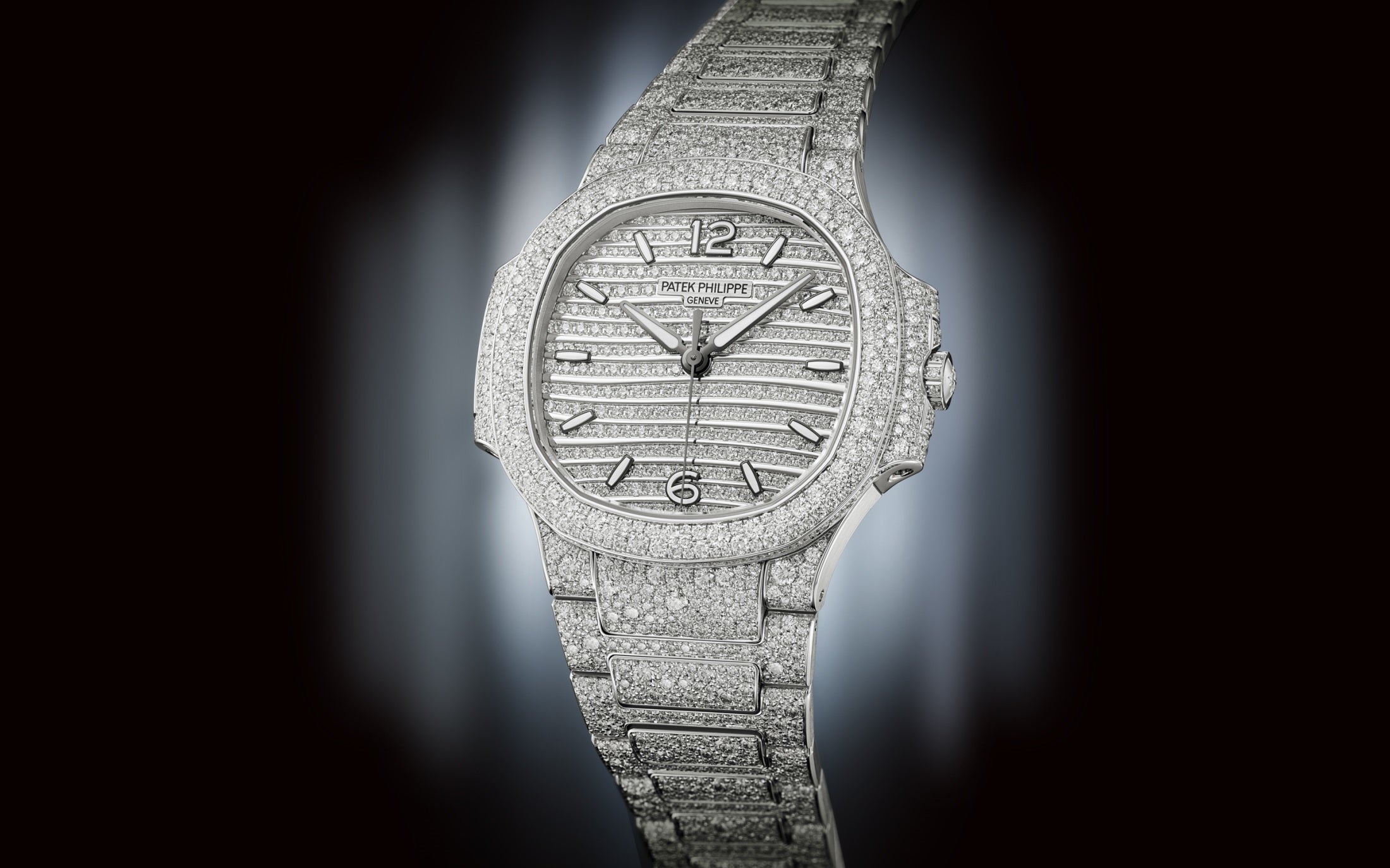 Patek Philippe Nautilus Haute Joaillerie Ladies Automatic Watch, 18K White Gold and Diamonds, 35,2mm, Ref# 7118/1450G-001 - Image 11