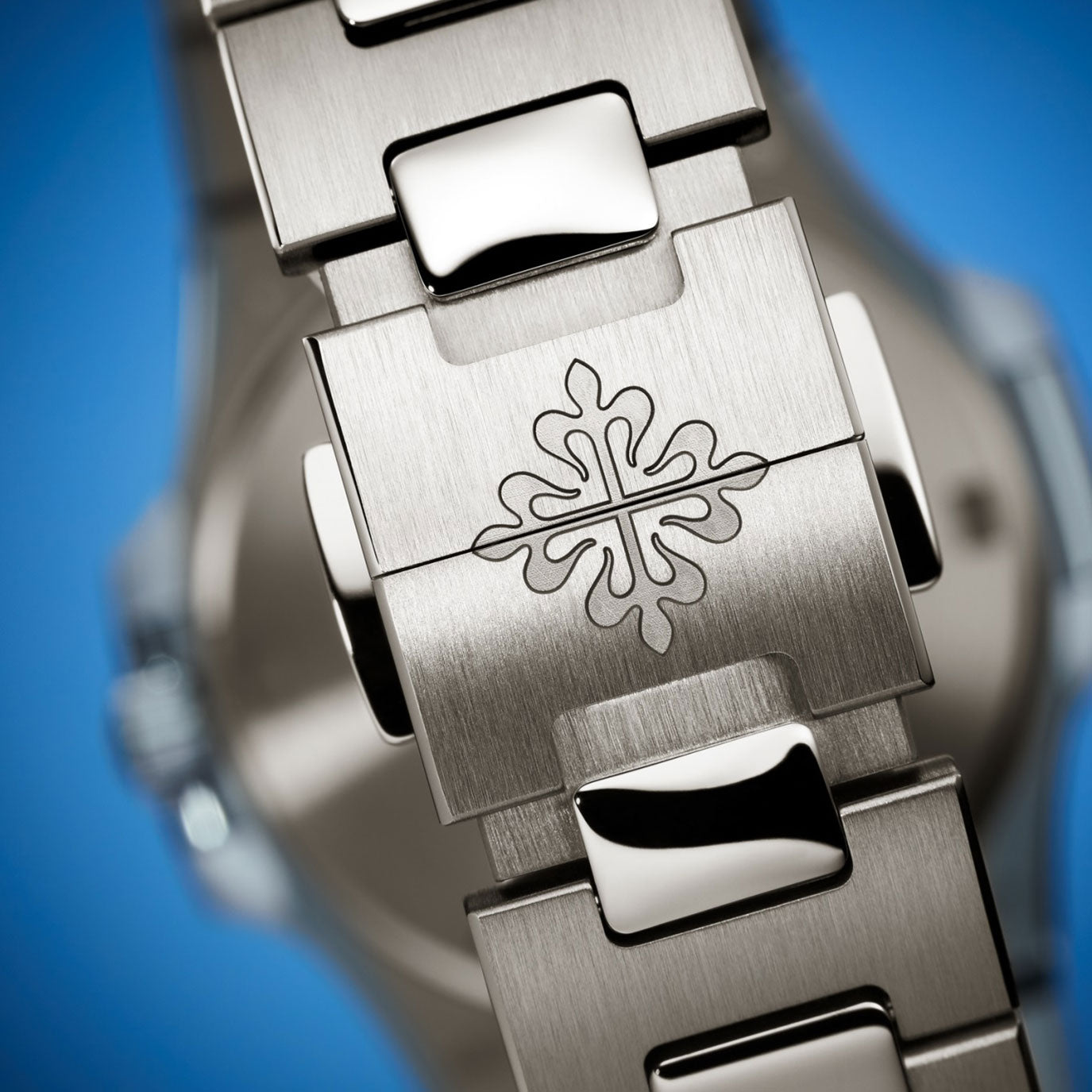 Unworn Patek Philippe Nautilus, 7010-1G-013, box and papers - Image 9